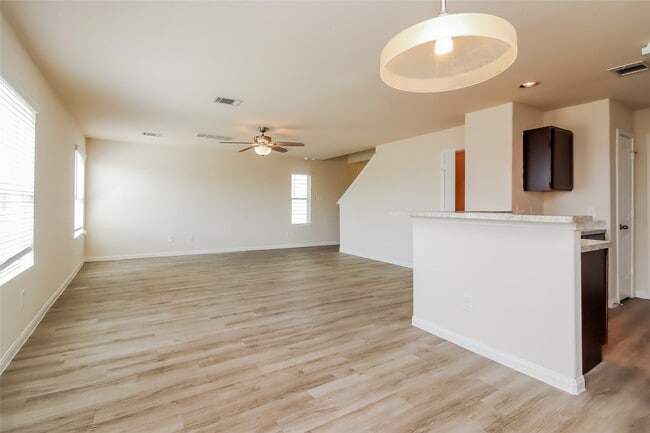 Photo - 11966 Munich Dr