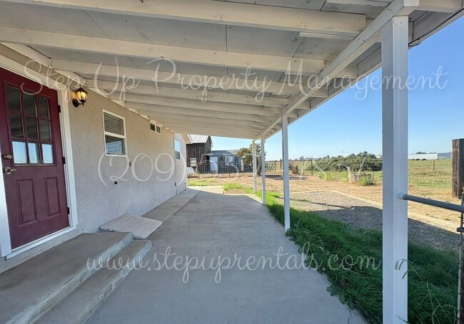 Photo - Charming 2 Bedroom 1 Bath Country Home!!!