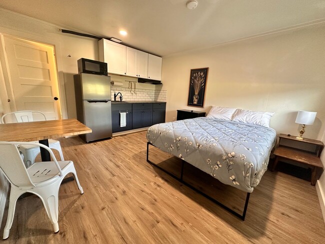 470700 US 95 - 53 SQ