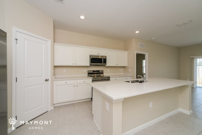 Photo - 347 Kenilworth Dr