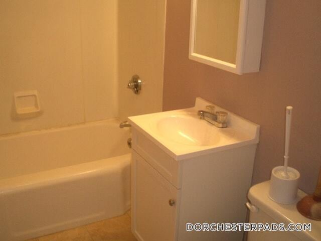 76 Bellevue St Unit 1