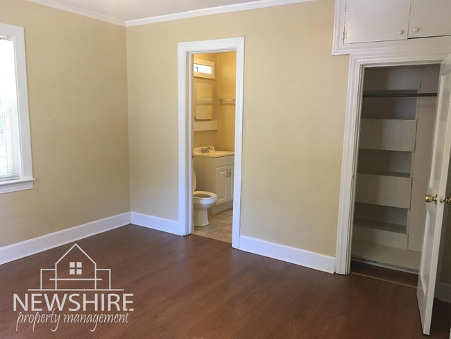 Photo - 24 Prancer Ave