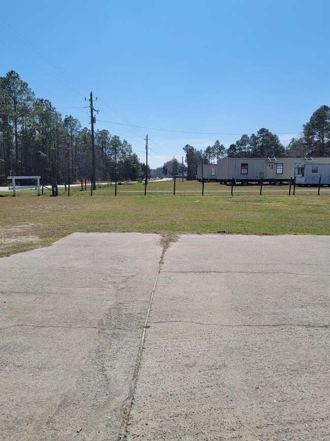 Building Photo - 472 Ruben Wells Rd Rental