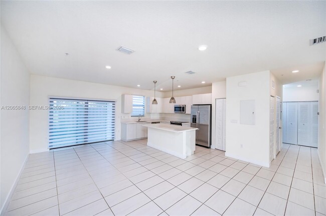 Photo - 10461 NW 82nd St Unit 10