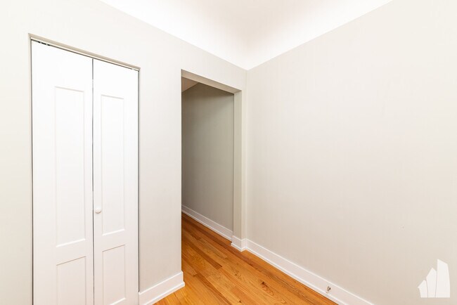 Photo - 545 Chestnut St