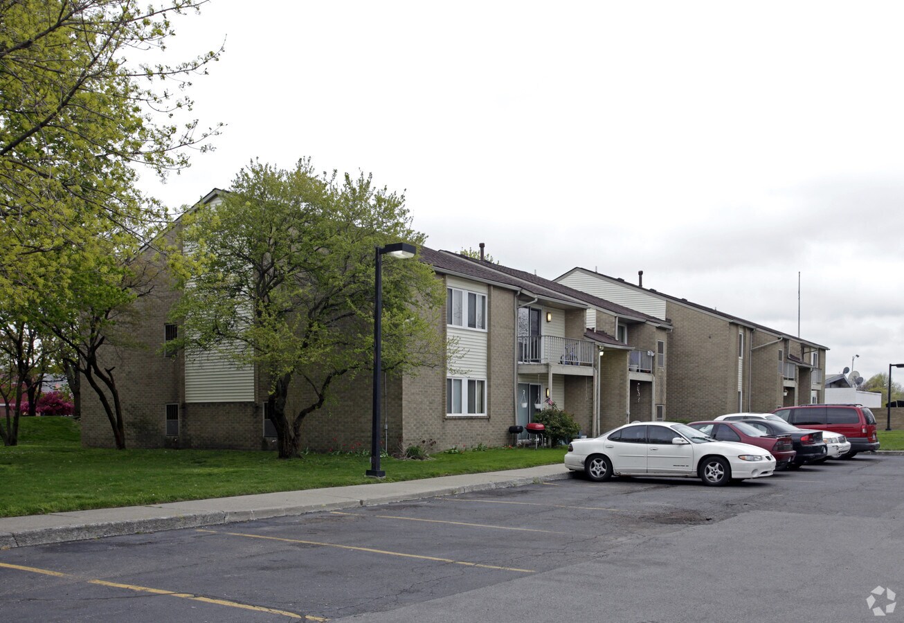 Marketplace Court Apartments - Marketplace Court Apartments