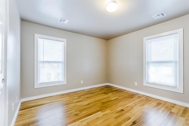 Photo - 109 N 9th St