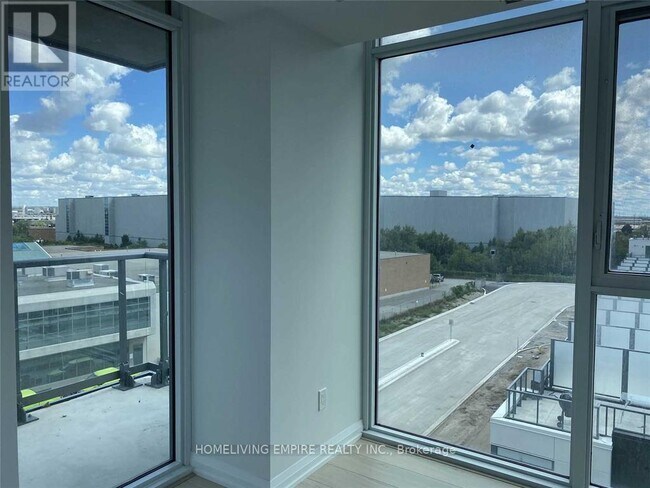 Photo - 7895 Jane St Unit 515