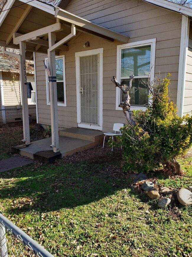 Remodeled One Bedroom Cottage With Private... - Remodeled One Bedroom Cottage With Private... Apartamento Unidad 1031 West Street