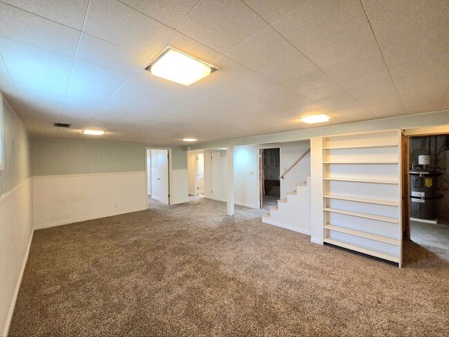 Photo - Oversized (@ whopping 2,600+ Sq. Ft.), Beautifully Charming 4-Bed, 2-Bath Home in Wenatchee!!