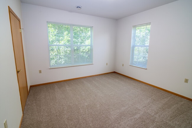 Photo - Hillside Woods Senior Apartments I & II