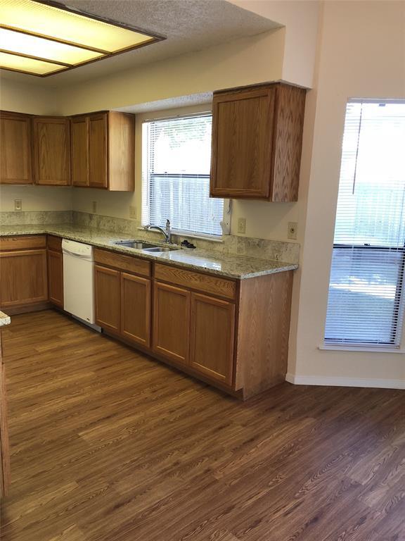 Photo - 8300 Bradford Edward Cove