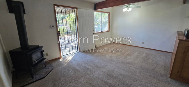 Photo - 2787 Boardwalk St