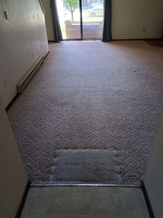 Photo - 910 W 24th St