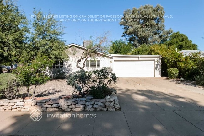 Photo - 3327 N 15th Ave