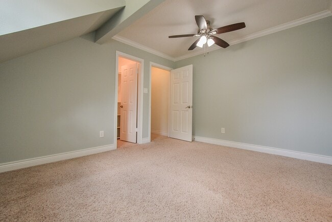 Building Photo - 8010 White Marsh Ct