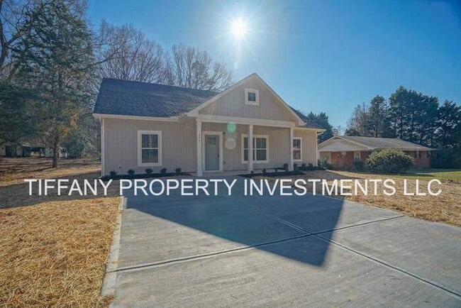 Photo - 242 Acorn Acres Rd