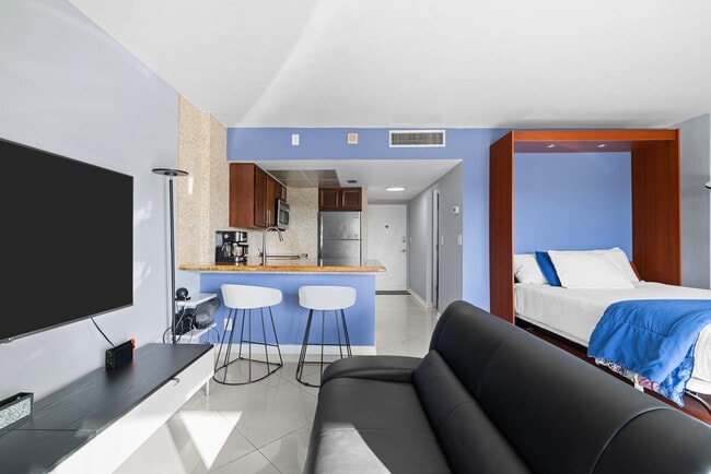 Photo - 2900 NE 30th St Unit 5B