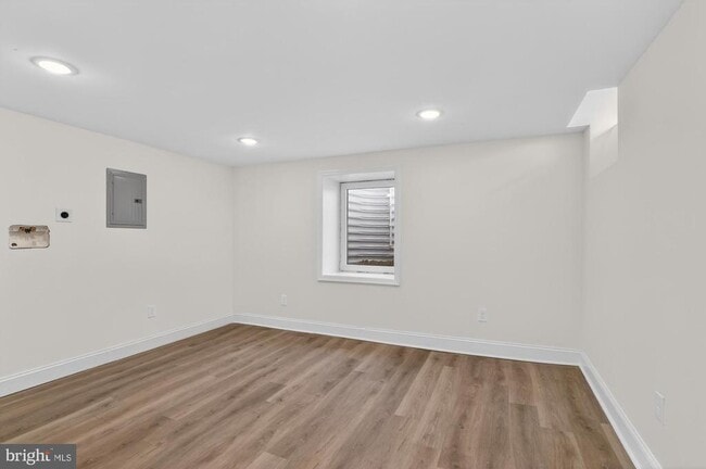 Photo - 2046 E Huntingdon St Unit 1R