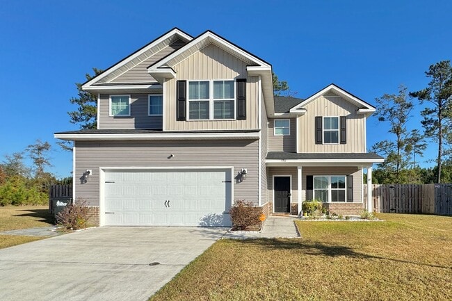 Building Photo - AVAILABLE EARLY DECEMBER (Small Pets Only)