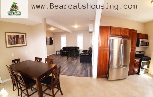 Photo - 82 Second St