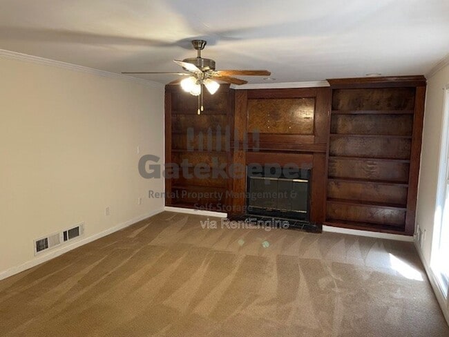 Photo - 145 Princeton Trce