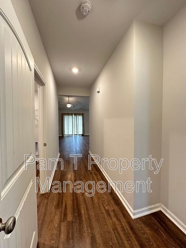 Photo - 87 Dunnoman Dr