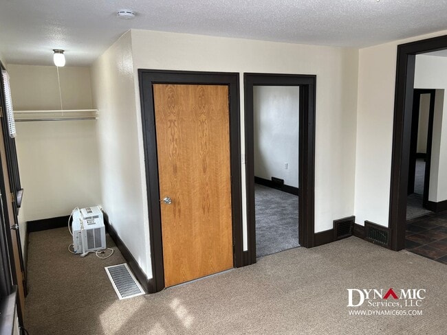 Photo - Upper Level 2 Bedroom, 1 Bathroom Duplex - Tenant Pays ALL Utilities