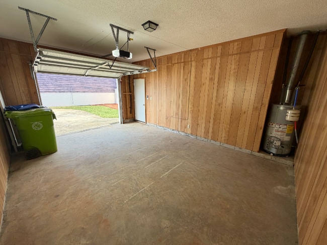 Photo - 120 Gateway Ln