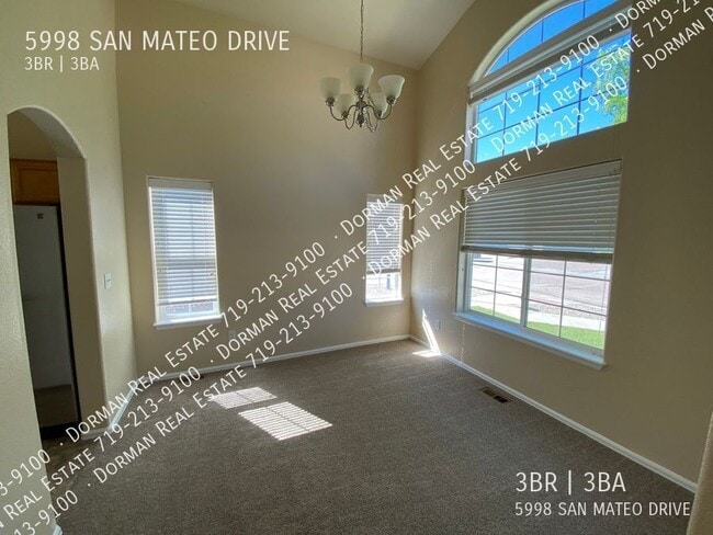 Photo - 5998 San Mateo Dr