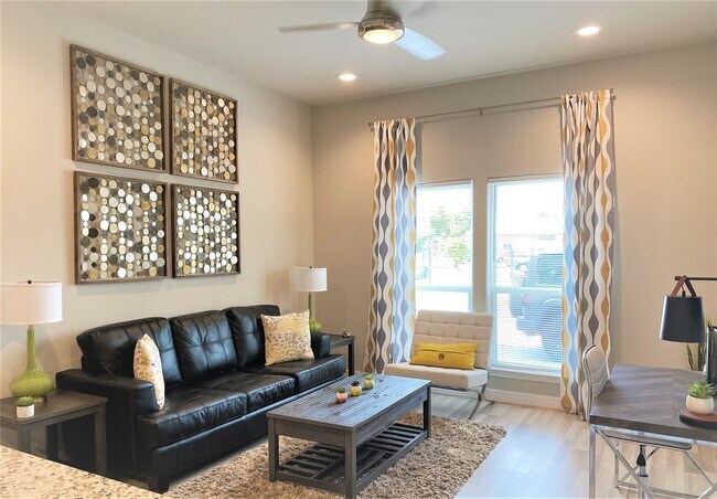 Photo - 3144 Southmore Blvd Unit 5