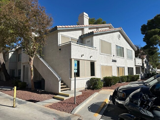 Building Photo - Las Vegas 2 bedroom condo for rent.