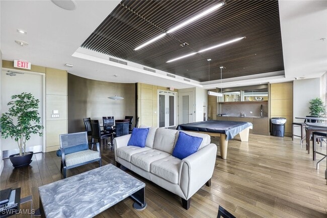 Building Photo - 3000 Oasis Grand Blvd Unit 1406 Rental