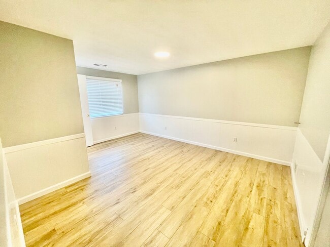 Photo - Freedom - 2 Bedroom 1 Bathroom