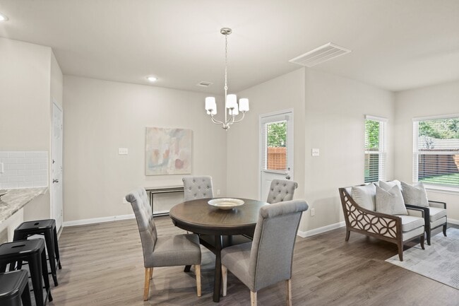 Photo - 3510 Lazy J Dr