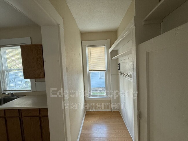 Photo - 1041 Hamilton Ave NW Unit Apt 3 (Rear)