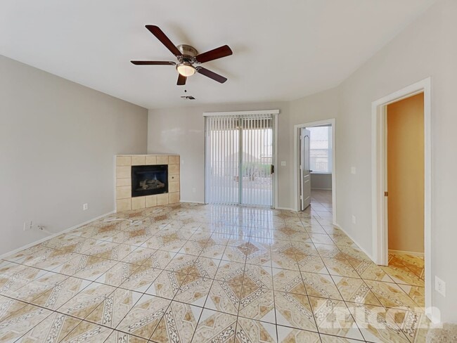 Photo - 8998 Ellenbrook St