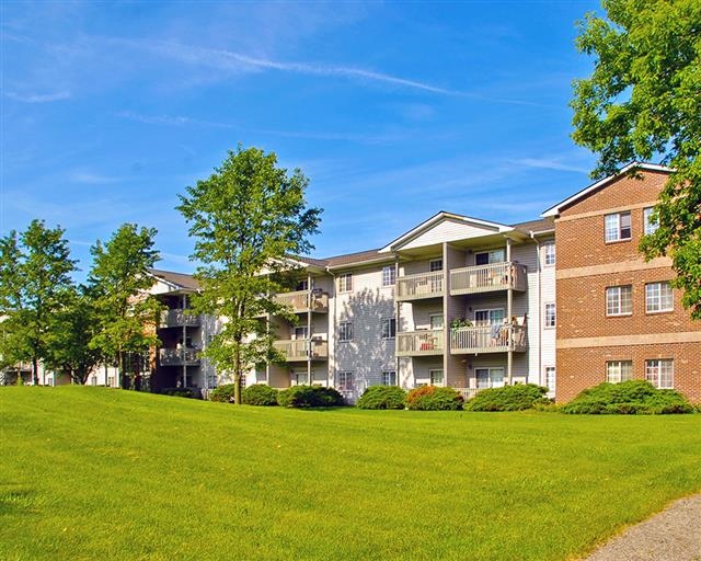 Twin Oaks - Twin Oaks Apartments