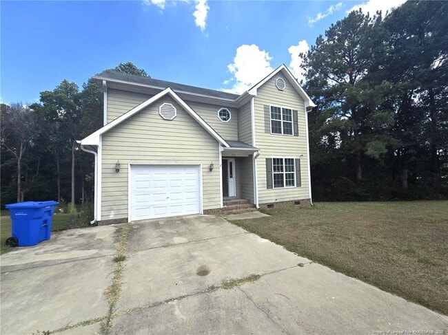 Photo - 410 Roundtree Dr