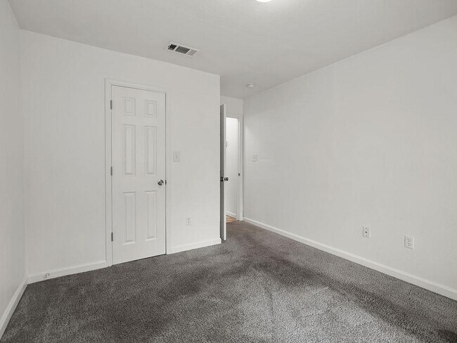 Photo - 802 Stetson Ave