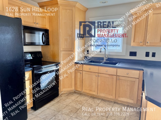 Photo - 1628 Sun Hill Loop