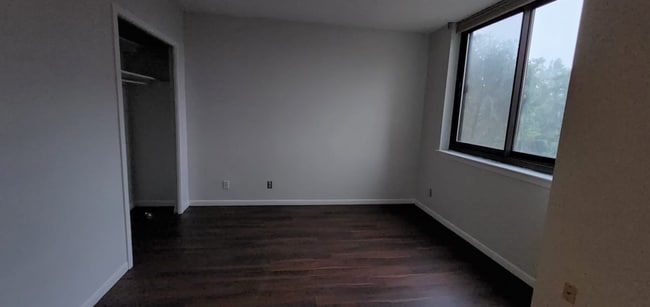 Bedroom - 5505 Seminary Rd Unit #409N