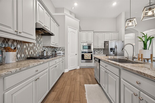 Photo - 18719 Evanhale Bend Dr