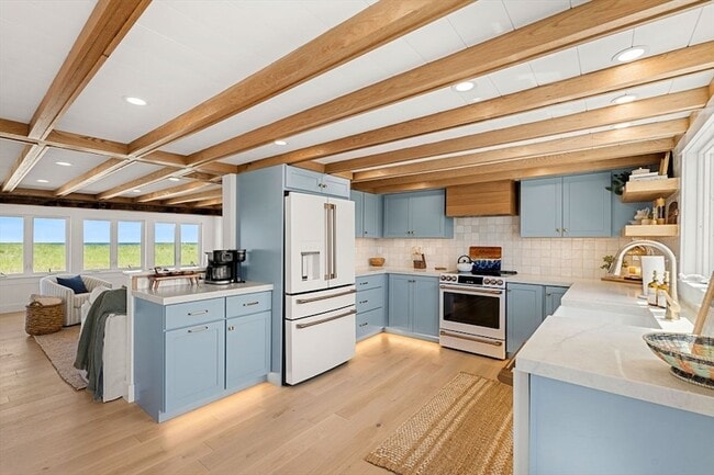 Photo - 118 Northern Blvd