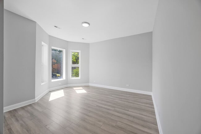 Photo - 6522 S Ellis Ave Unidad 1