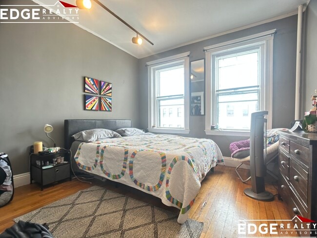 Photo - 1572 Commonwealth Ave Unit 1