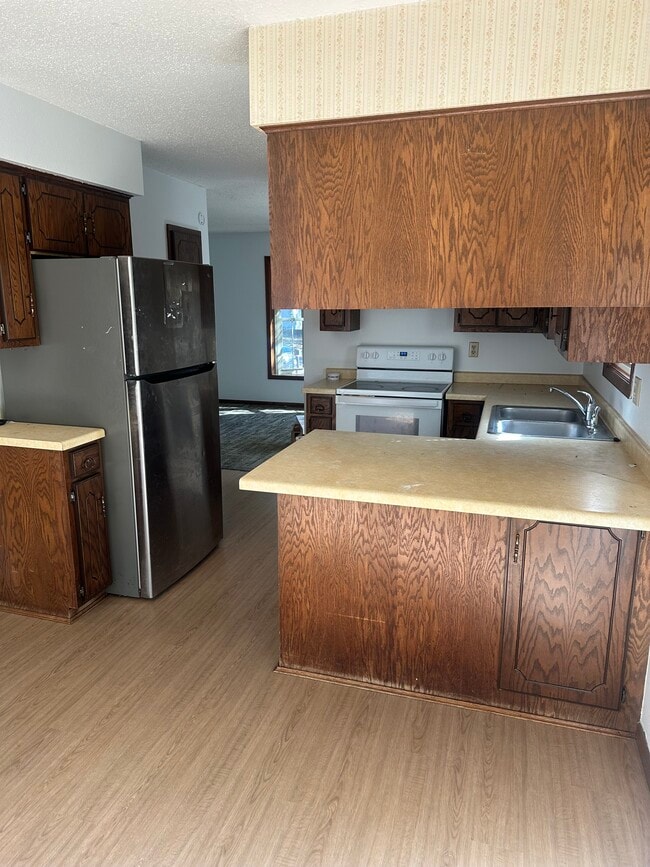 Photo - 137 35th Ave N