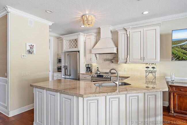 Photo - 140 Sweet Bay Cir