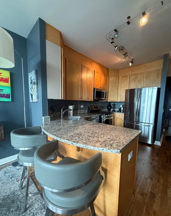 Photo - 33 W Ontario St Unidad 51G