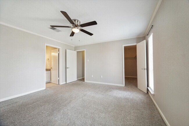 Photo - 1428 Silverpines Rd Unit 428